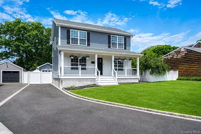 25 First Street W, Patchogue, NY 11772 - Photo 2