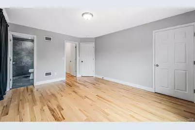 25 First Street W, Patchogue, NY 11772 - Photo 18
