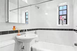 144-36 78th Ave, Flushing, NY 11367 - Photo 14