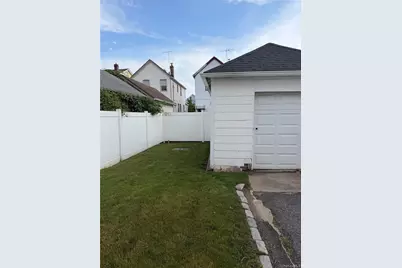 221-30 103rd Avenue, Queens Village, NY 11429 - Photo 4