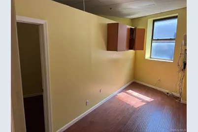 60-19 Roosevelt Avenue, Woodside, NY 11377 - Photo 10