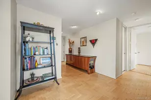 160 W 66th St, New York, NY 10023 - Photo 14