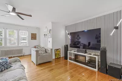 94-26 210th Street, Queens Village, NY 11428 - Photo 4