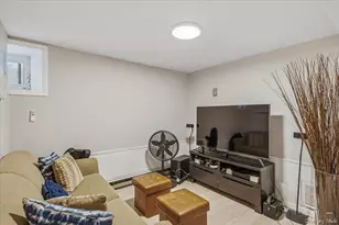 94-26 210th St, Queens Village, NY 11428 - Photo 20