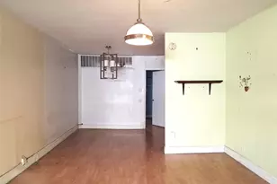 155 West End Ave, Brooklyn, NY 11235 - Photo 12