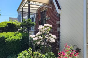 119-42 238th St, Cambria Heights, NY 11411 - Photo 18