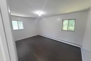 17 Hickory St, Highland Mills, NY 10930 - Photo 8