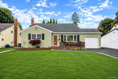 92 W 19th Street, Deer Park, NY 11729 - Photo 1