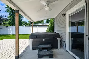 146 Rose Dr, Ronkonkoma, NY 11779 - Photo 6