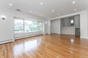 890 Carol Ct, Woodmere, NY 11598 - Photo 4