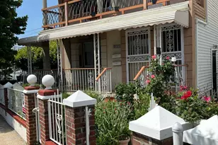 23-50 Oceancrest, Far Rockaway, NY 11691 - Photo 2