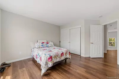 151 Classic Court, White Plains, NY 10603 - Photo 34