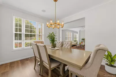 151 Classic Court, White Plains, NY 10603 - Photo 8