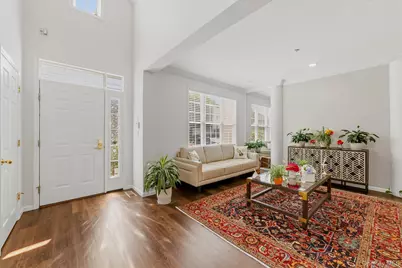 151 Classic Court, White Plains, NY 10603 - Photo 4