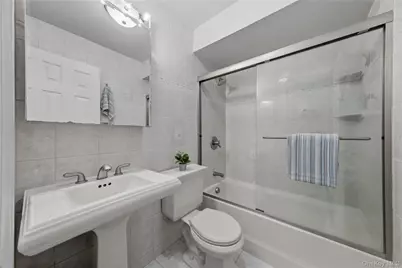 1 Anchorage Way #111, Freeport, NY 11520 - Photo 12