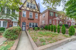 68-42 Dartmouth St, Forest Hills, NY 11375 - Photo 1