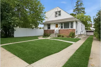 358 Langley Avenue, West Hempstead, NY 11552 - Photo 2