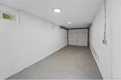 3311 Bouck Avenue, Bronx, NY 10469 - Photo 12