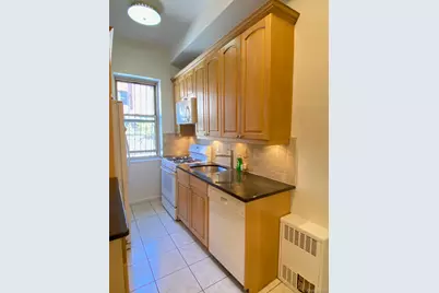 67-25 Clyde Street #1K, Forest Hills, NY 11375 - Photo 6