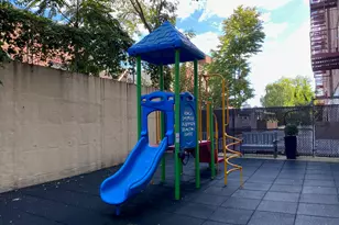 67-25 Clyde St, Forest Hills, NY 11375 - Photo 10