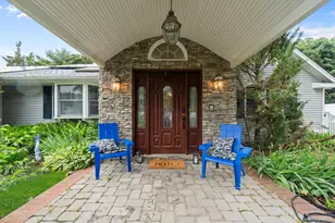 821 Peconic St, Ronkonkoma, NY 11779 - Photo 6