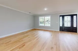 492 Blue Point Rd, Farmingville, NY 11738 - Photo 2