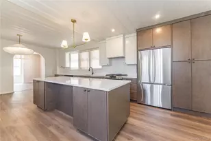 486 Oxford Rd, Cedarhurst, NY 11516 - Photo 14
