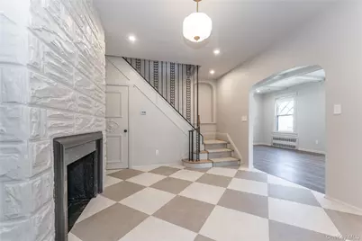 486 Oxford Road, Cedarhurst, NY 11516 - Photo 4