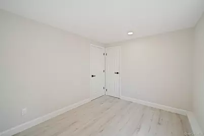 29 Pitchpine Place, Medford, NY 11763 - Photo 14