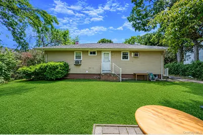 71 Pinewood Drive, Shirley, NY 11967 - Photo 26