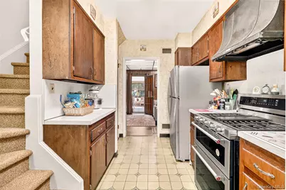 41 Green Place, New Rochelle, NY 10801 - Photo 6