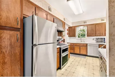 41 Green Place, New Rochelle, NY 10801 - Photo 22