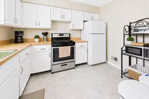 140 Regis Dr, New York, NY 10314 - Photo 28