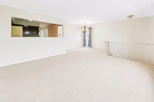 140 Regis Dr, New York, NY 10314 - Photo 8