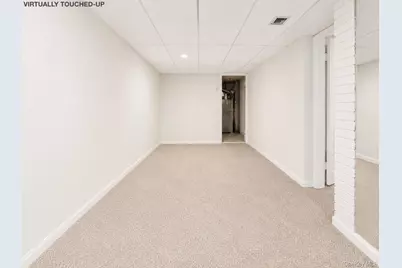 140 Regis Drive, New York, NY 10314 - Photo 24