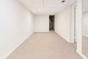140 Regis Dr, New York, NY 10314 - Photo 24