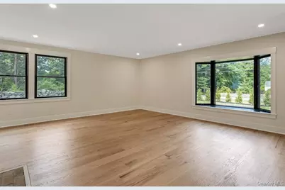 676 Hardscrabble Road, Chappaqua, NY 10514 - Photo 18