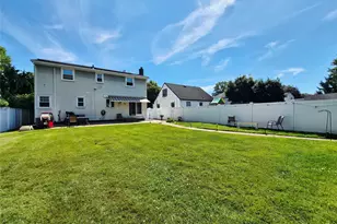 1920 Clemons St, Bellmore, NY 11710 - Photo 36