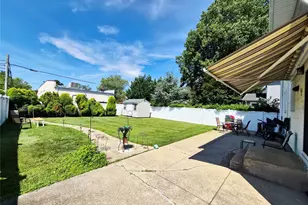 1920 Clemons St, Bellmore, NY 11710 - Photo 32