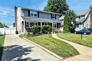 1920 Clemons St, Bellmore, NY 11710 - Photo 40