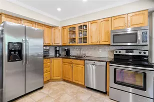 5 Pond Path, Woodbury, NY 11797 - Photo 12