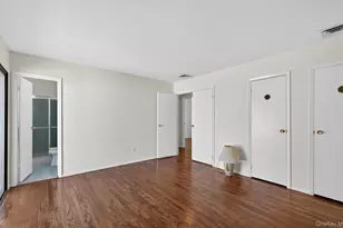 19 Branding Iron Ln, Glen Cove, NY 11542 - Photo 22