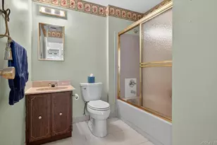 19 Branding Iron Ln, Glen Cove, NY 11542 - Photo 24
