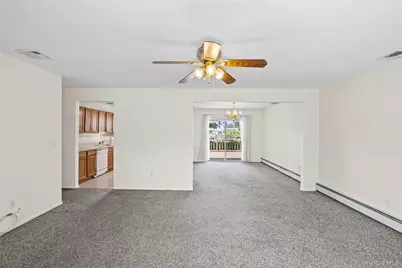 423 Free State Drive, Shirley, NY 11967 - Photo 10