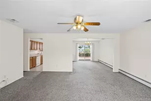 423 Freestate Dr, Shirley, NY 11967 - Photo 10