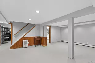 88 Philadelphia Ave, Massapequa Park, NY 11762 - Photo 22