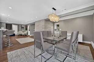 12 Locust Ln, Roslyn Heights, NY 11577 - Photo 10