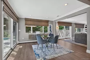 12 Locust Ln, Roslyn Heights, NY 11577 - Photo 4