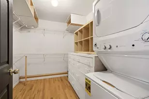 300 McKinley Terrace, Centerport, NY 11721 - Photo 18