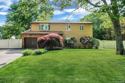 26 Heritage Place S, Nesconset, NY 11767 - Photo 1